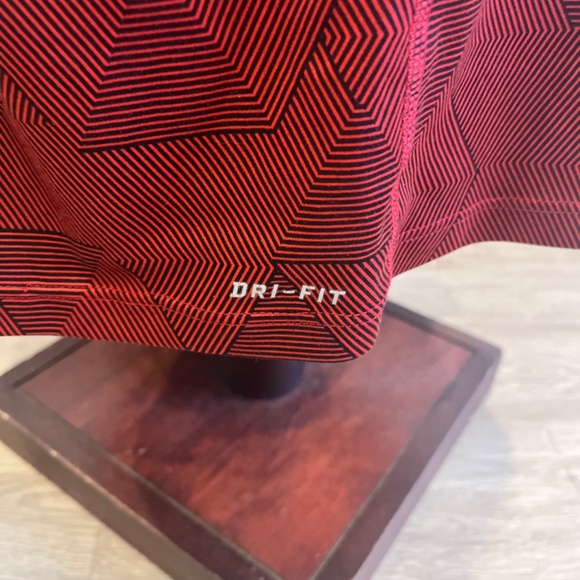 Nike Dri-Fit Training Short Sleeve Shirt red - Picture 4 of 7